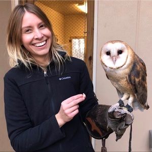 Meet your Posher, Laurie